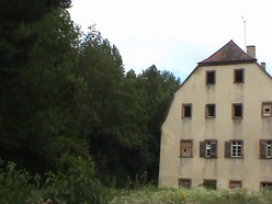 Die Buhl'sche Papiermühle in Ettlingen : Außenaufnahmen des Areals ; Videodokumentation des Masterstudiengangs Altbauinstandsetzung der Universität Karlsruhe