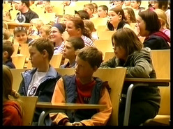 Hochbegabtenförderung : die Stadt Karlsruhe möchte Schüler mit einem getesteten IQ von über 120 stärker fördern ; Beitrag in "RTV-Nachrichten" vom 13.9.2005