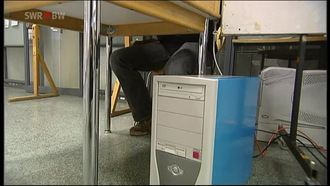 Sind elektronische Wahlmaschinen wirklich sicher? : Informatiker der Universität Karlsruhe entwickeln neues System ; Beitrag in "Baden-Württemberg Aktuell" vom 16.01.2008