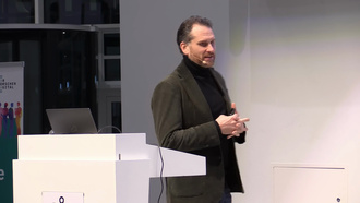 Geopolitik der Energietransformation:  Europa im Spannungsfeld von Klimaschutz und Energiesicherheit (Prof. Dr. Rainer Quitzow)